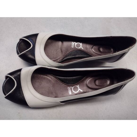 You by CROCS size 10 Dressy Peep Toe Flats Black and White - Picture 1 of 5